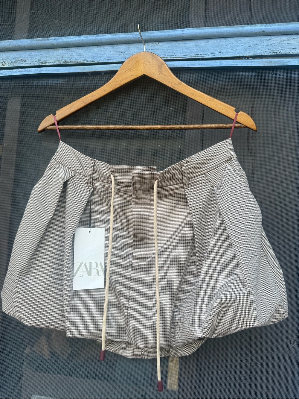 Zara Plaid Bubble Mini Skirt in Beige and Brown